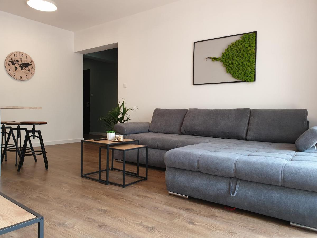 우치 Apartament Milionova 아파트 외부 사진